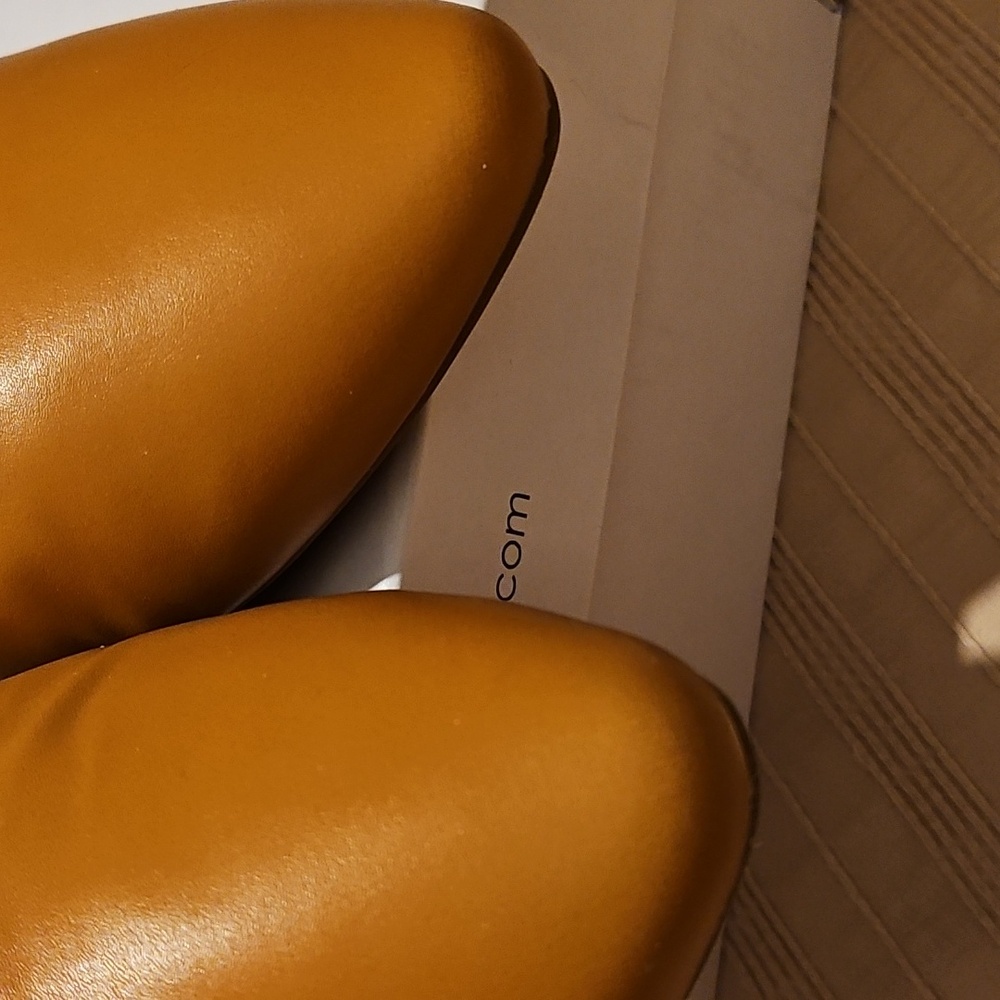 Dream Pairs Pointed Toe Tan Ankle Strap Shoes - Picture 3 of 11